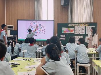 20240604展生活创意  品数学魅力报道_html_m5fcd5e24.jpg