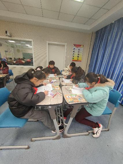 20231220语文组童学课堂报道_html_m42fe5fcd.jpg