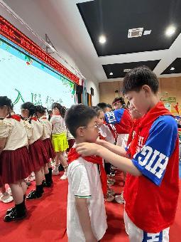 十岁成长仪式新闻稿_html_7f50f980.jpg