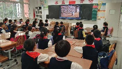 20231103心理周系列报道通讯稿_html_b30b593.jpg