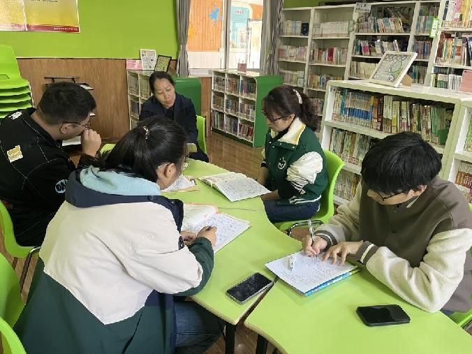20231107六年级循环听课报道_html_7540be30.jpg