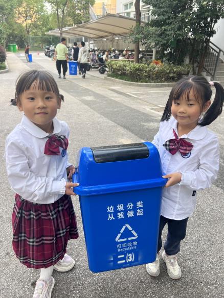 20231027“生态栖居”引领下的劳动教育主题活动（8）报道_html_m59c6d654.jpg