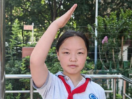 20250616升旗仪式报道_html_3281fe7.jpg
