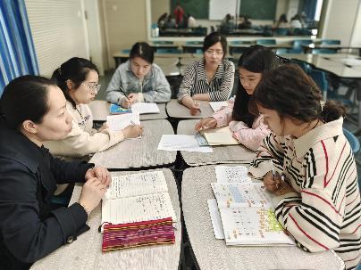 20230412数学组校本教研报道_html_bfb37dc.jpg