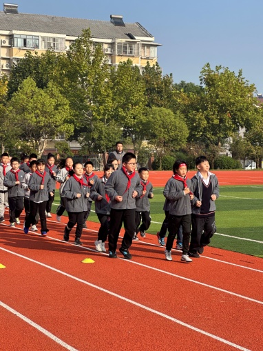 20241023体育童学课堂新闻稿_html_2a4371d8.jpg
