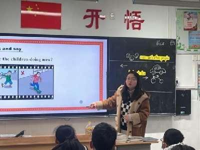英语童学课堂_html_76a40c89.jpg