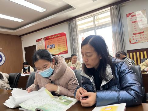20231114语文组校本研修报道_html_m6e68b99d.jpg