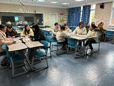 20241211数学组校本教研报道_html_58d81894.jpg
