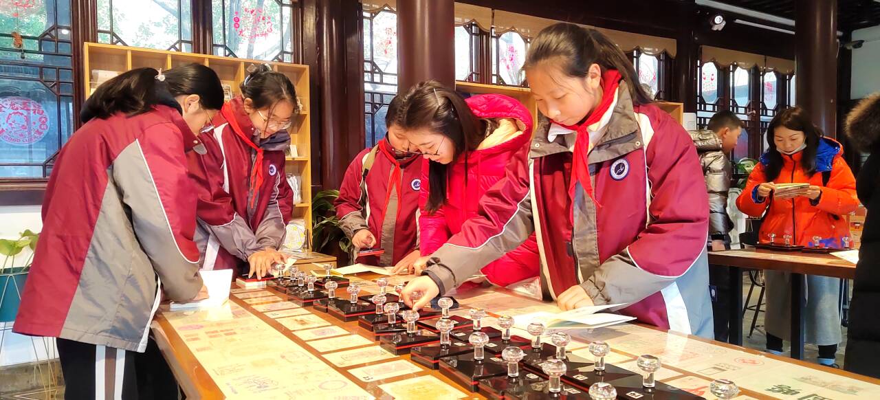 20240128南京市南湾营小学六（4）班红领巾假日小队活动通讯稿_html_m41c28b54.jpg