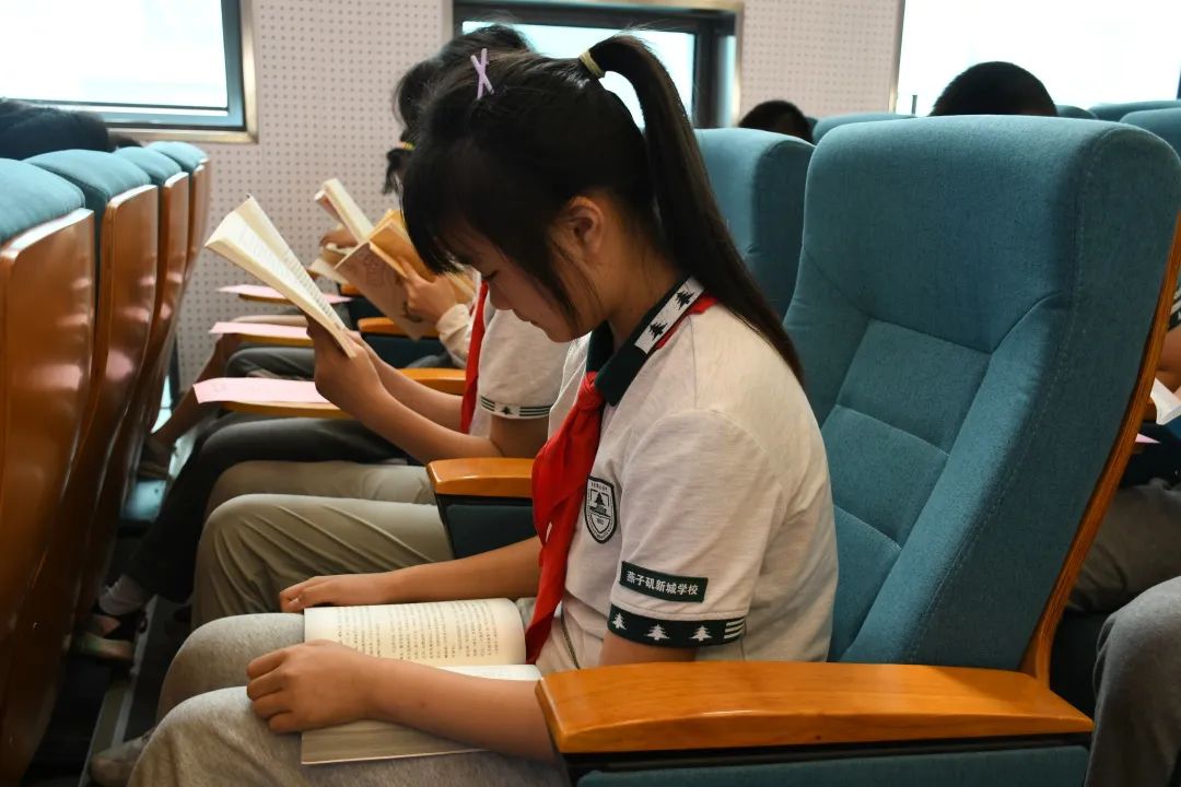 为保障学生们的生命安全_html_m6c5a368d.jpg