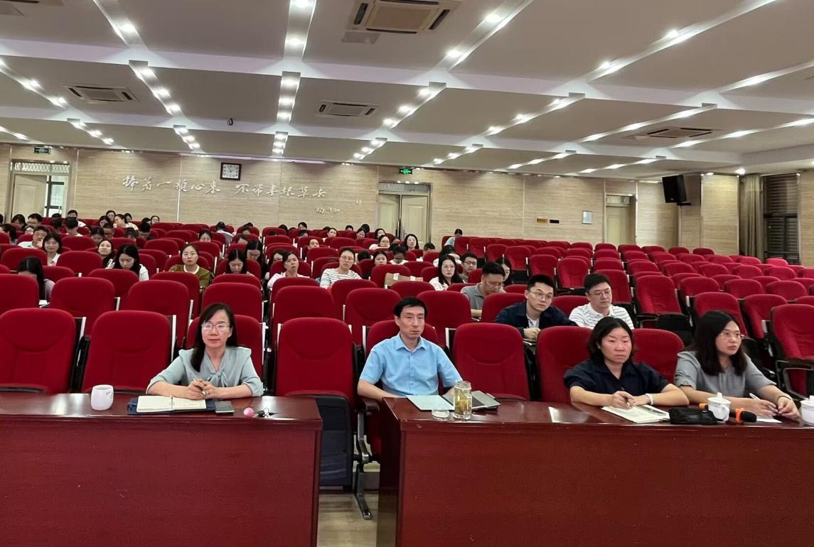 集团数学组活动系列活动1新闻9.21_html_m699a41af.jpg