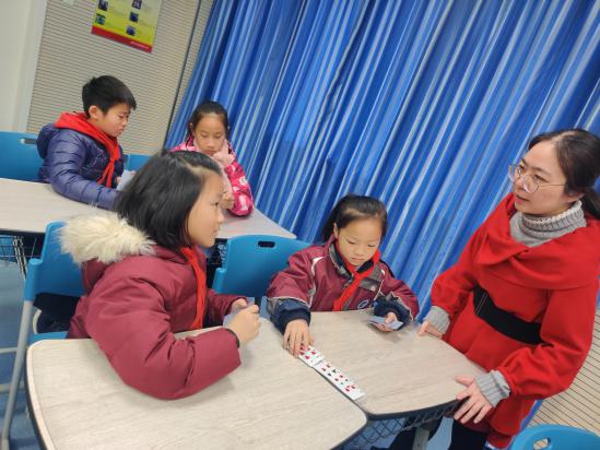 快乐伴数学同行，智慧随思维生长_html_m37d8f2a2.jpg
