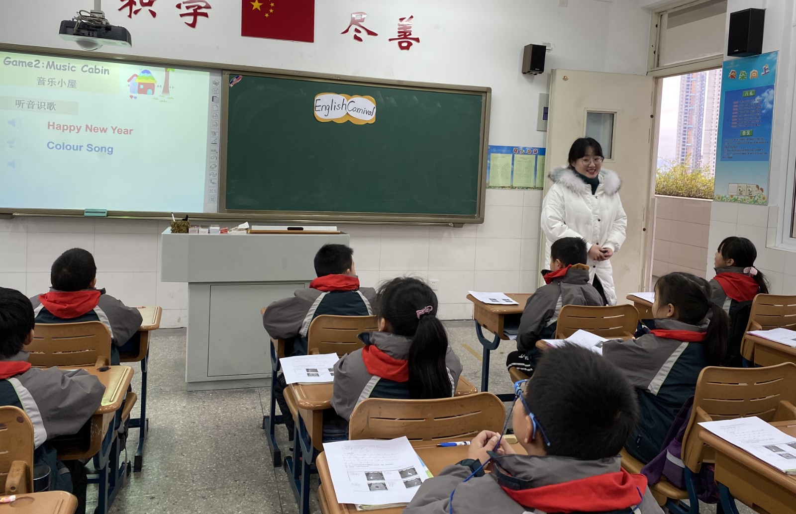 【花港一小】七彩课堂第一百一十四课——英语学科期末复习研讨课