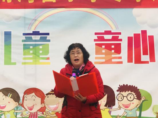 国旗下讲话报道稿第19周-五（1）班(1)_html_37480d2e.jpg