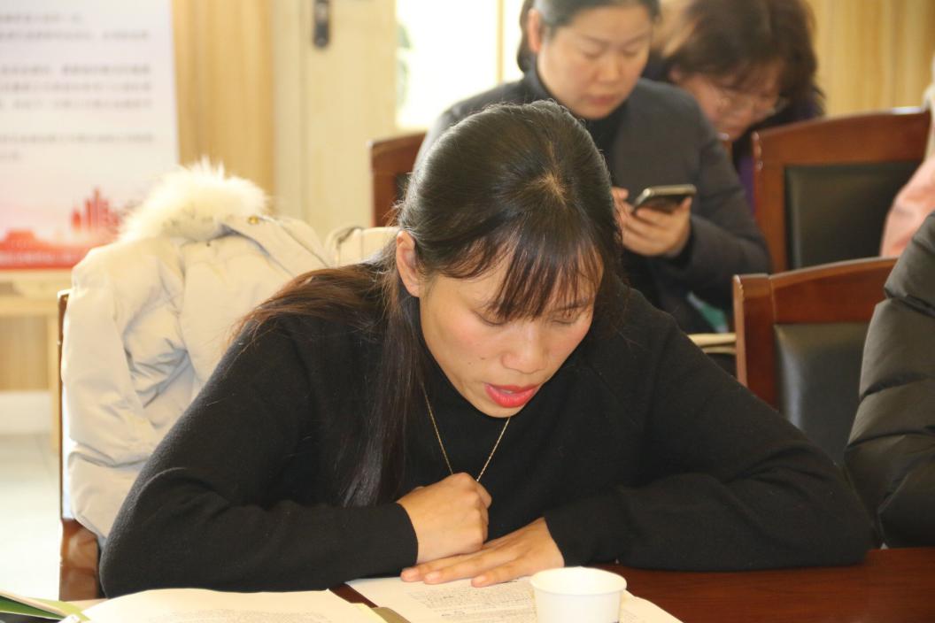 区西片教研组暨业务园长总结会在迈幼举行_html_m10cf0ab2.jpg