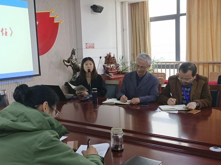 2019.11.18胡荣华名师工作室33厉害了我的班主任.docx_html_m1e86469e.jpg