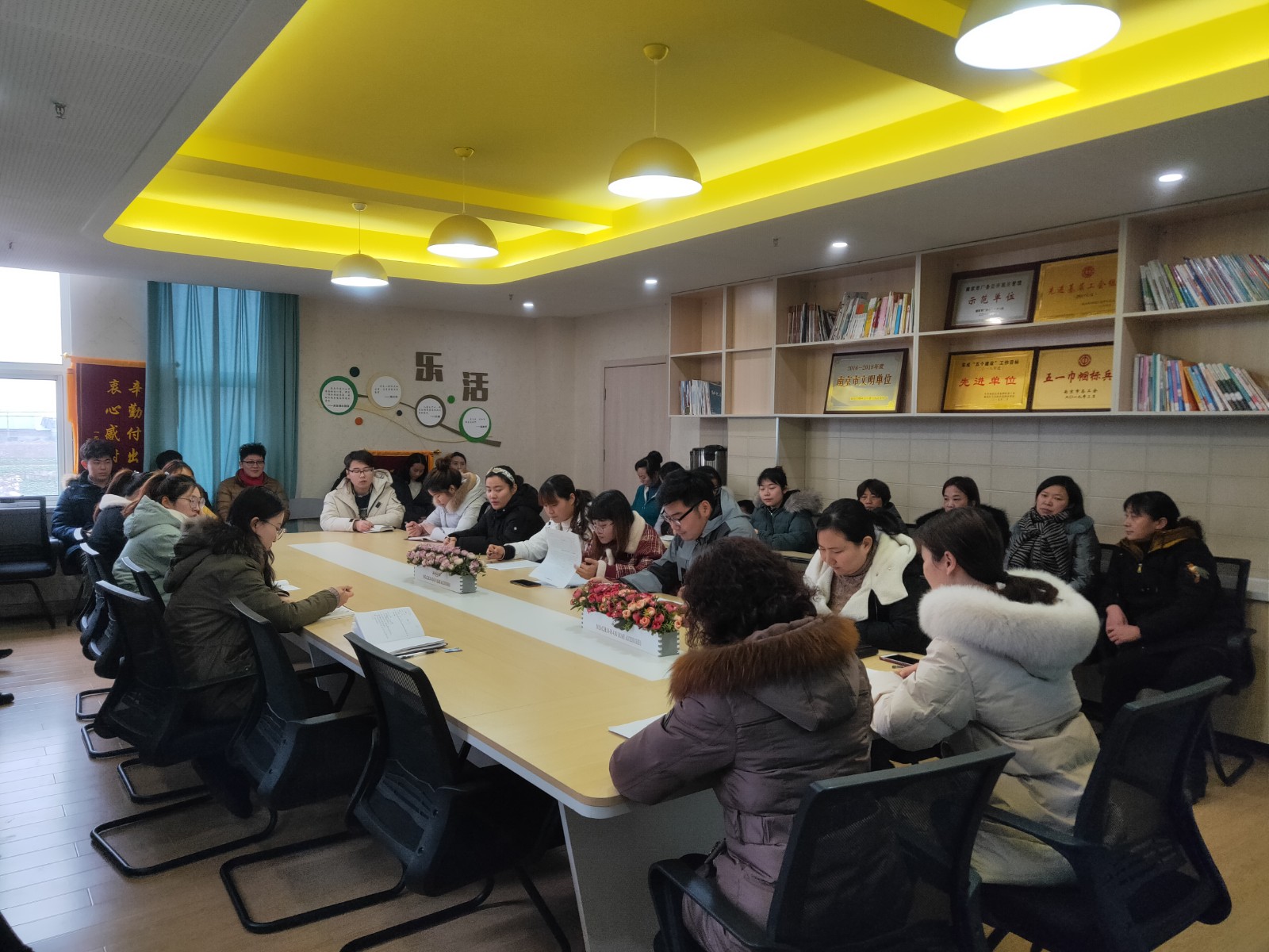 【乐活龙幼】践行师德，不忘初心 ——记龙潭幼儿园龙岸二园师德师风学习活动