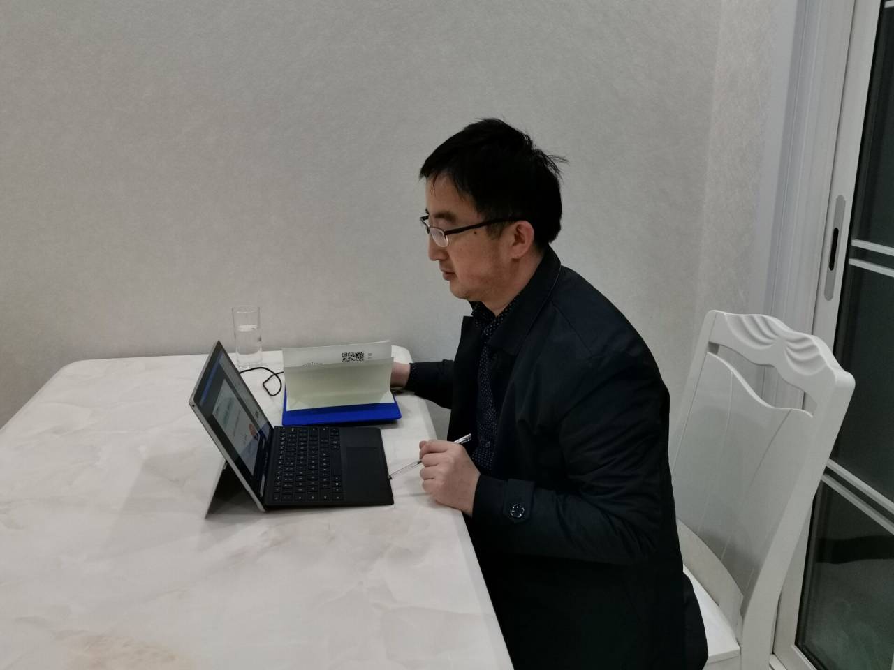 抗疫不间断  德育再行动_html_4d7e48f.jpg