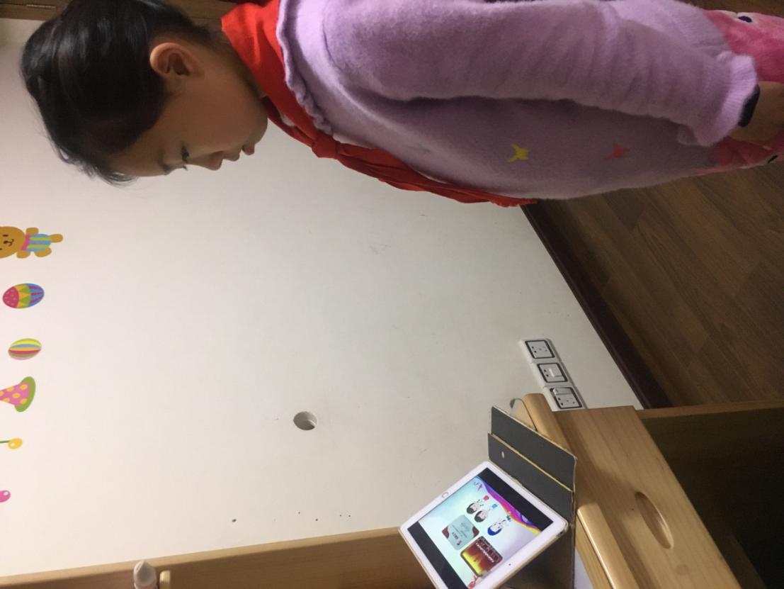 1_队会课新闻稿_html_61c4912e.jpg