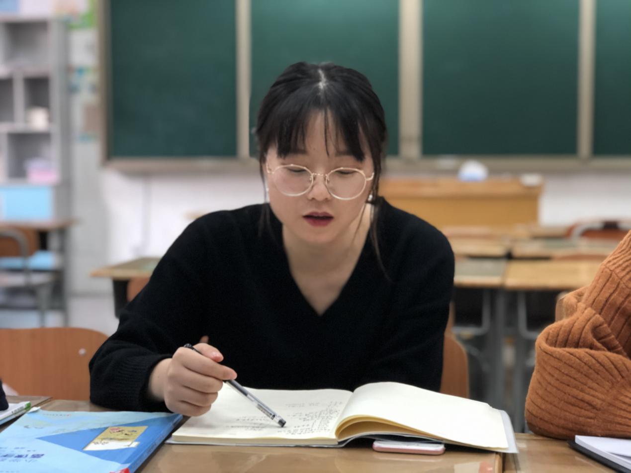 思想的碰撞  智慧的分享45_html_241d577d.jpg