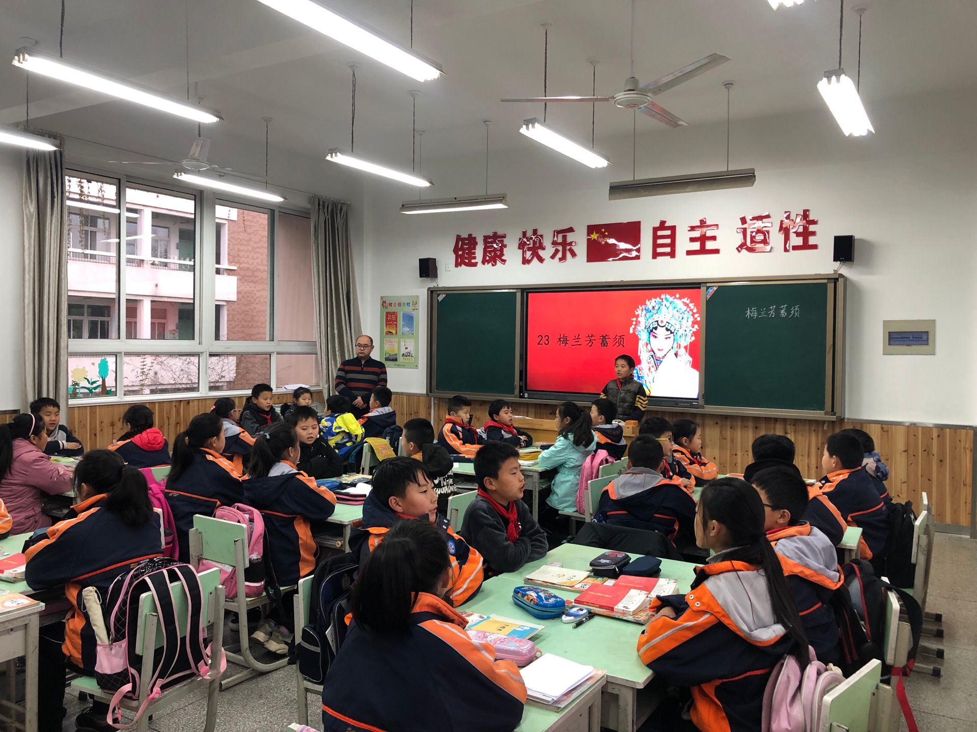 引领阅读，点亮生活——江畔语文教研组12月主题活动