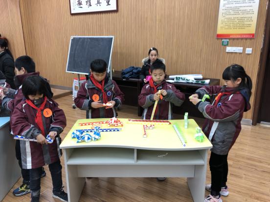 1218达人PK赛董智写_html_5d948562.jpg