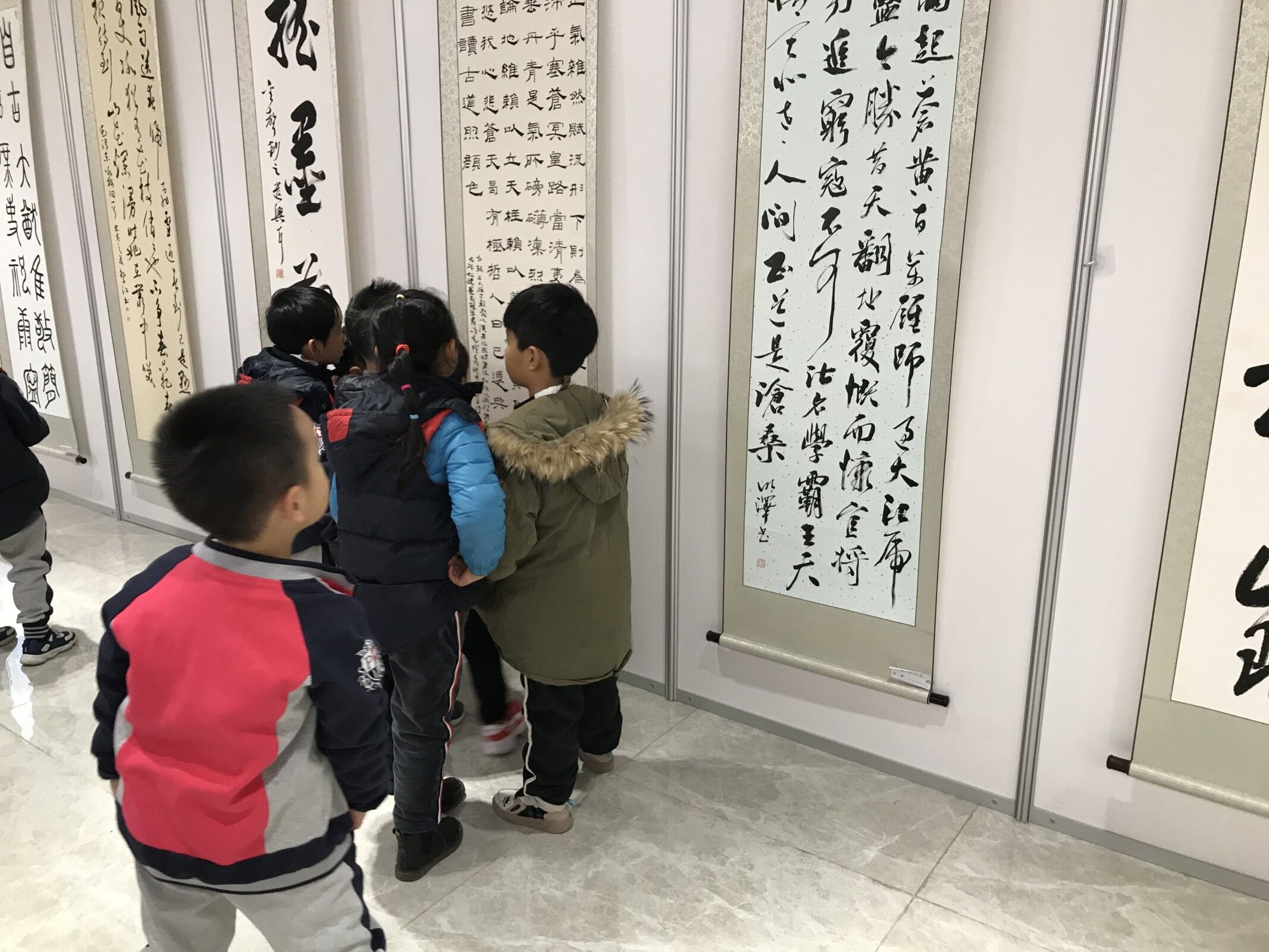 2019.12.9参观书法展新闻稿_html_7c65528.jpg