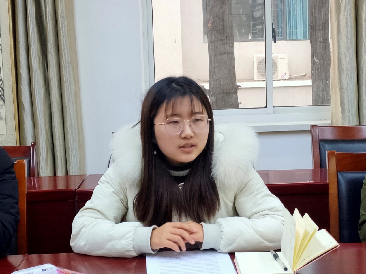 2019-2020学年度第一学期班主任总结会新闻稿_html_m66515eaa.jpg