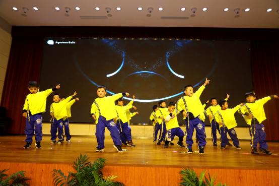 20200103祥和园区元旦文艺汇演活动_html_m70641c25.jpg