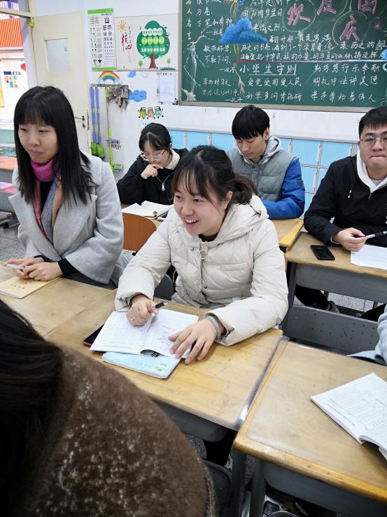 快乐伴数学同行，智慧随思维生长_html_m17d838a7.jpg