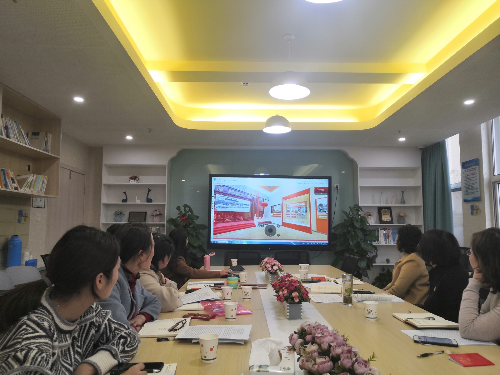 【乐活龙幼•党建】深入学习  互动分享