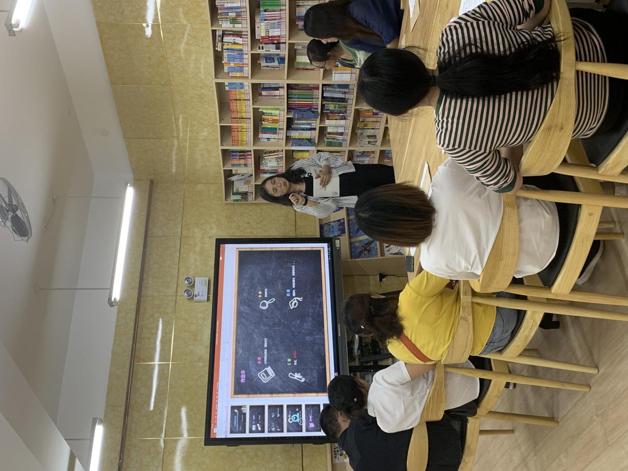 【湖畔光影】家校共育，同促发展之六年级家长会_html_13740b15.jpg