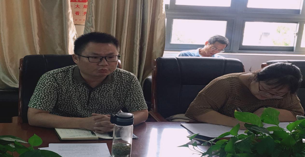 8.31教研组备课组会议活动报道(1)_html_m1ff16a27.jpg