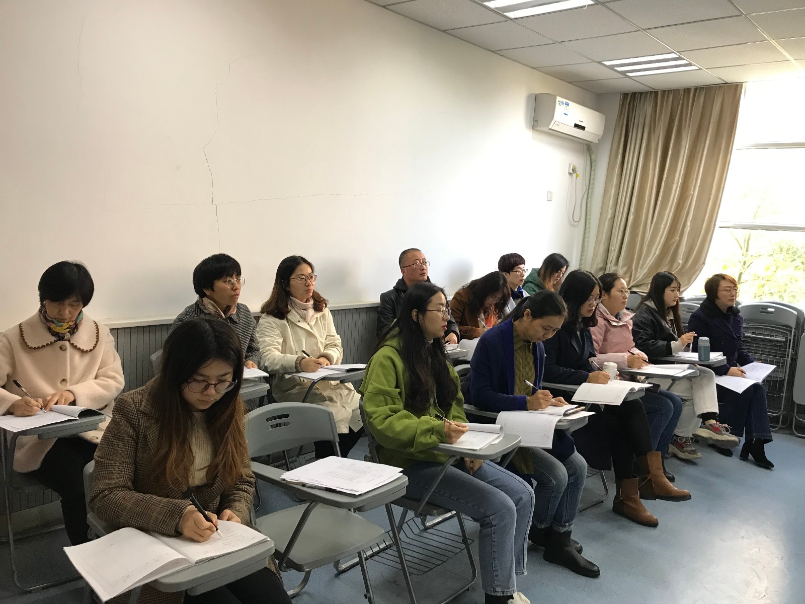 【悦群燕小】寻找最佳读写结合点，生长学生“习作力” ——燕子矶中心小学语文校本研修活动（三）