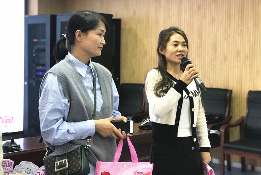 191024石小青春期女生知识讲座4.jpg