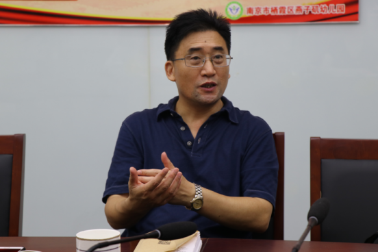 20180917区教育局王守云书记视察燕子矶幼儿园新城园区_html_m230c2fc.png