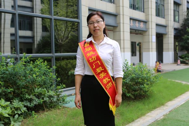 郑莉平2.JPG