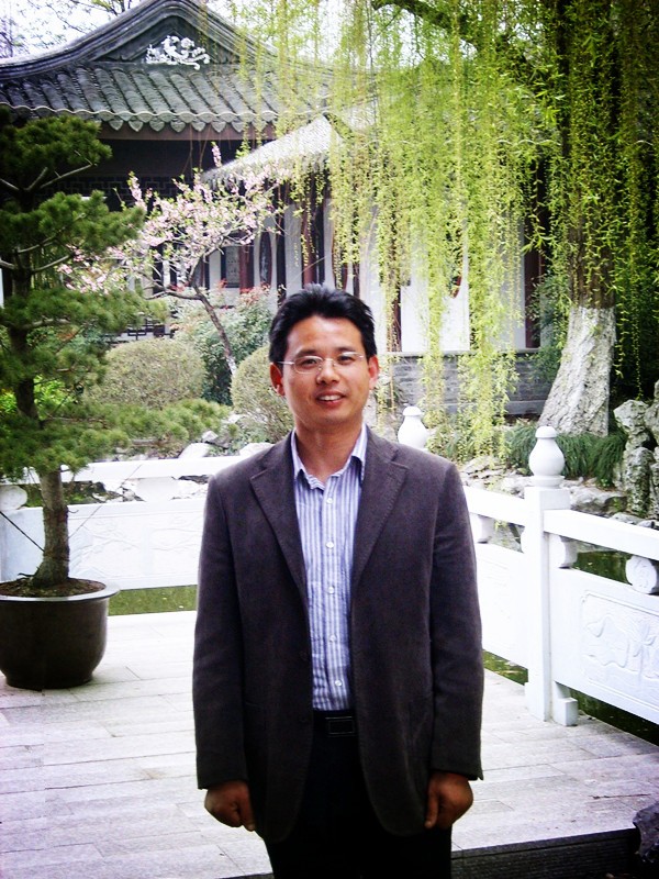 李世刚副校长