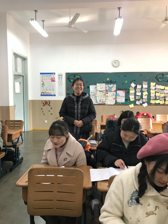 二年级语文组校内展示课教研报道_html_4b74ed7a.jpg