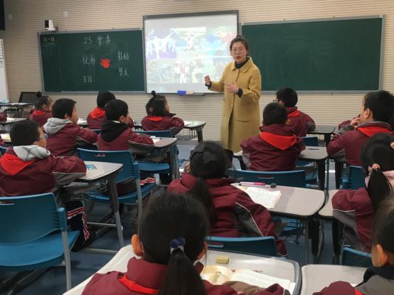 “童学课堂”系列研究课227期_html_m36d3a534.jpg