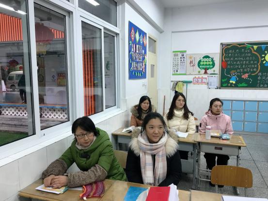 语文组校本研修五十二_html_m1522d950.jpg