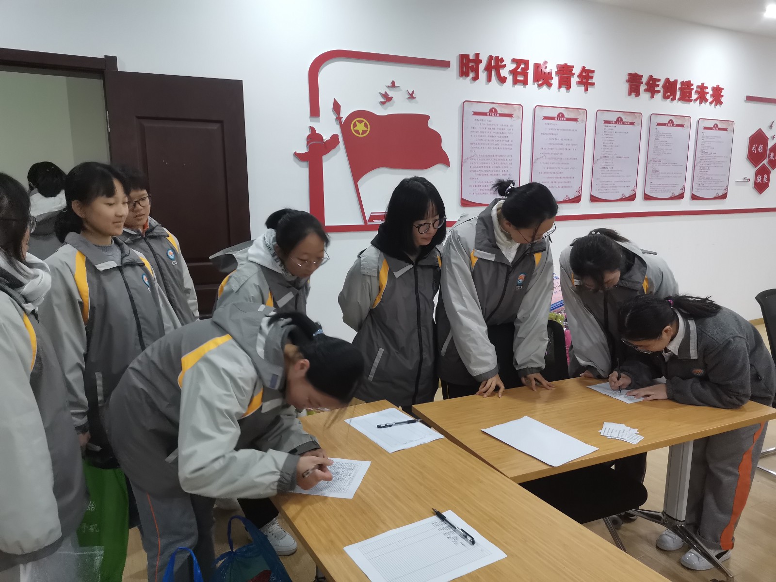 2捐赠登记现场 (2).jpg