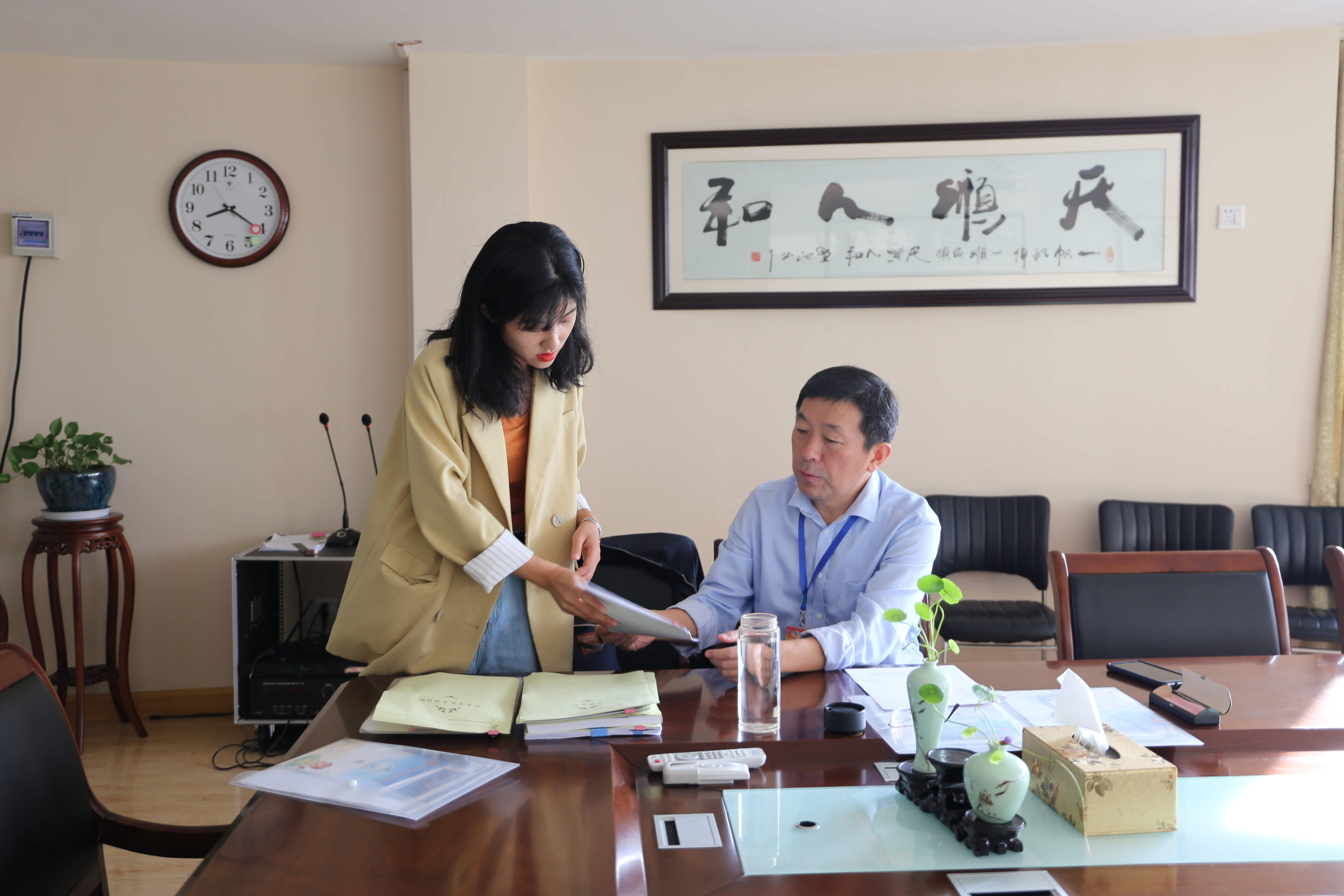 【枫香栖幼】迎督学督导检查 促园所稳步发展 ——栖霞幼儿园五福园迎来区督学来园督导
