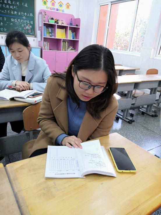 快乐伴数学同行，智慧随思维生长_html_m7ddac298.jpg