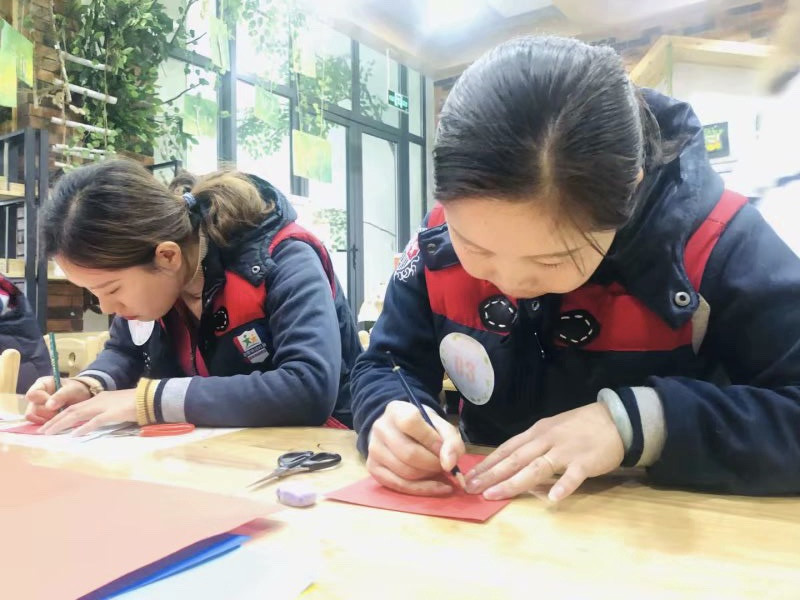 迈幼集团首届保育员综合技能比赛报道_html_26fed908.jpg