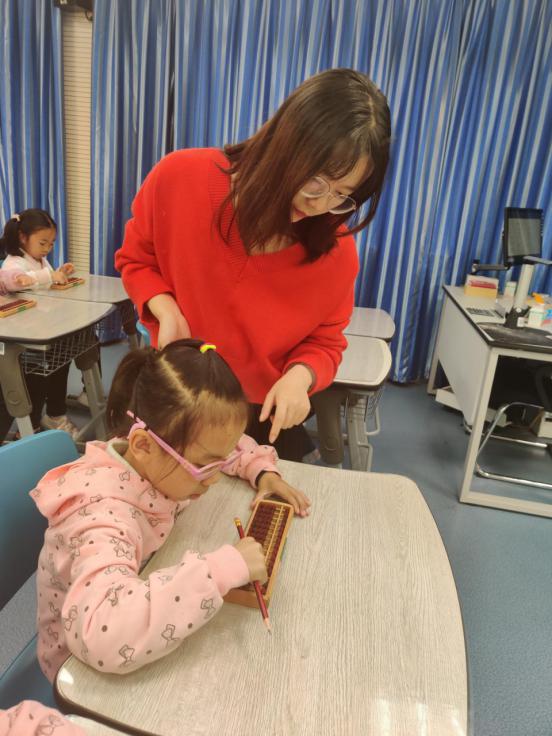 灵巧小算盘  深度真思考216_html_645b7c58.jpg