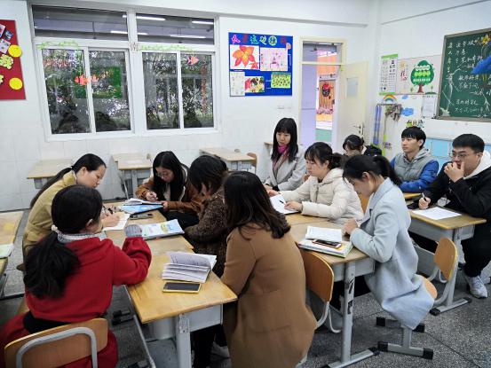 快乐伴数学同行，智慧随思维生长_html_m7b71ed2b.jpg