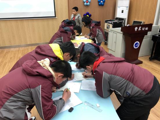 1218达人PK赛董智写_html_19ed69e6.jpg
