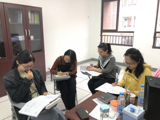 信息组10.12_html_m41f3a81c.jpg