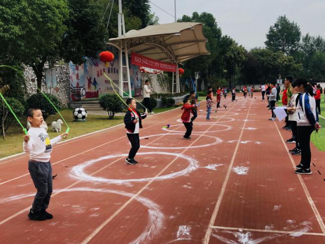 南京市栖霞区幕府山庄小学智慧校园（微信推送）_html_m6e9cca94.jpg